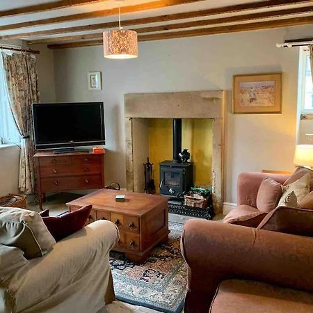 Millstone Cottage - Cosy Peak District Cottage Taddington Exterior foto